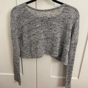 H&M CROPPED OPEN BACK SWEATER